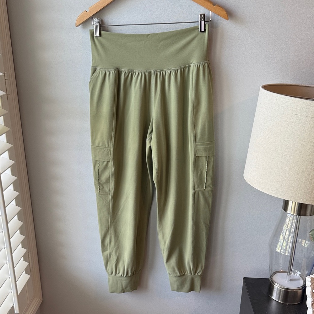 Athleta Salutation Cargo Jogger in Eucalyptus Olive‎ Green - Picture 3 of 10